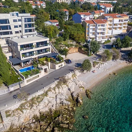 Daire Front Fran Crikvenica